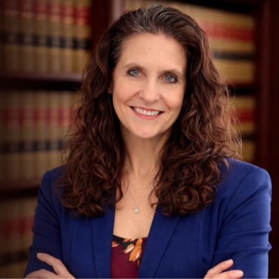 -Lisa Lang